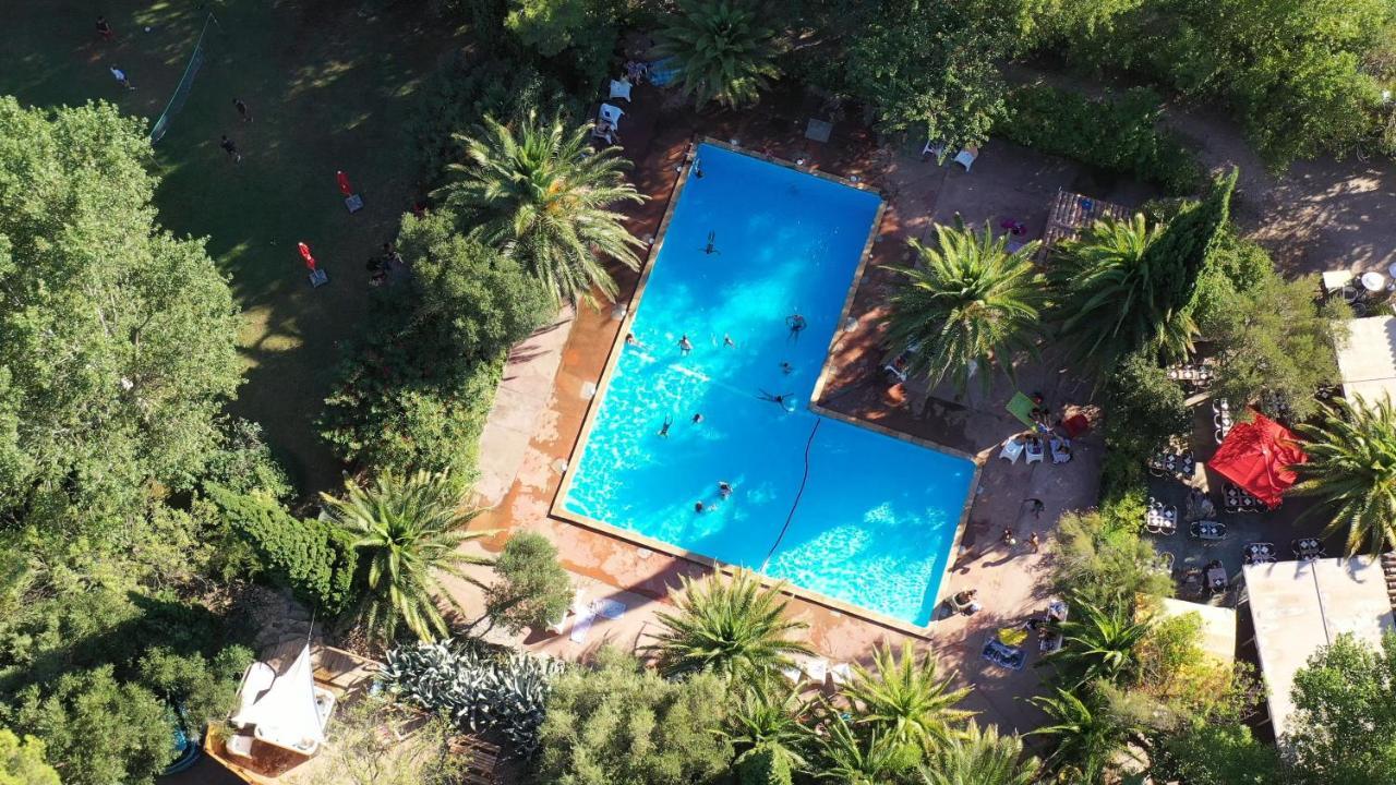 Camping la Peiriere Tuchan Bagian luar foto