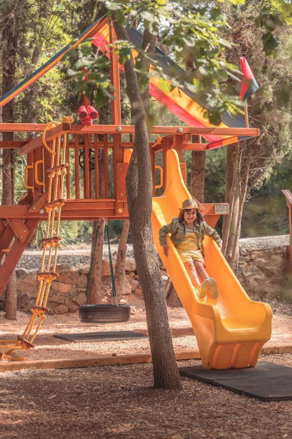 Camping la Peiriere Tuchan Bagian luar foto