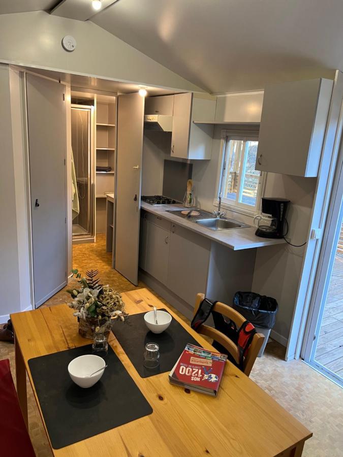Camping la Peiriere Tuchan Bagian luar foto