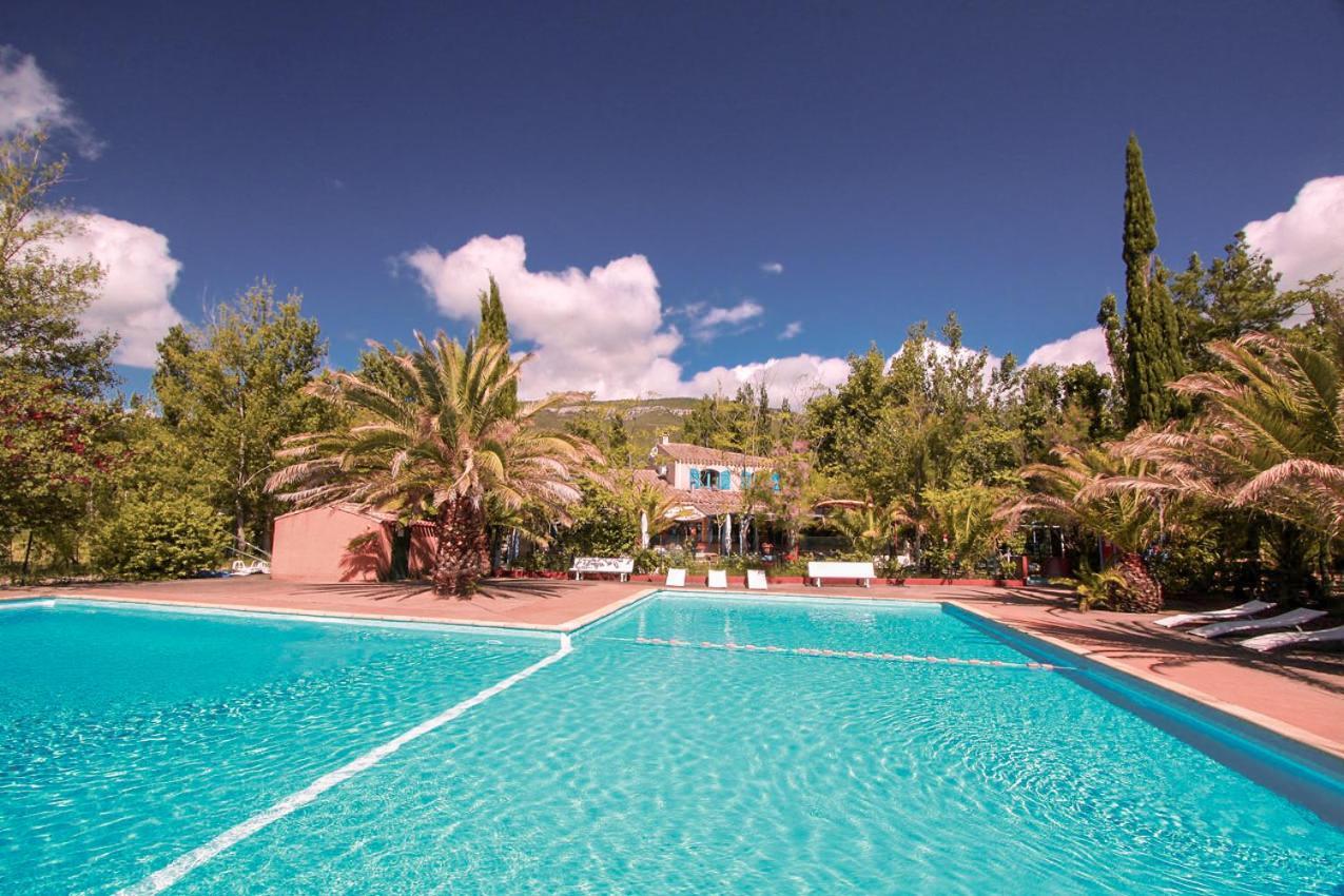Camping la Peiriere Tuchan Bagian luar foto