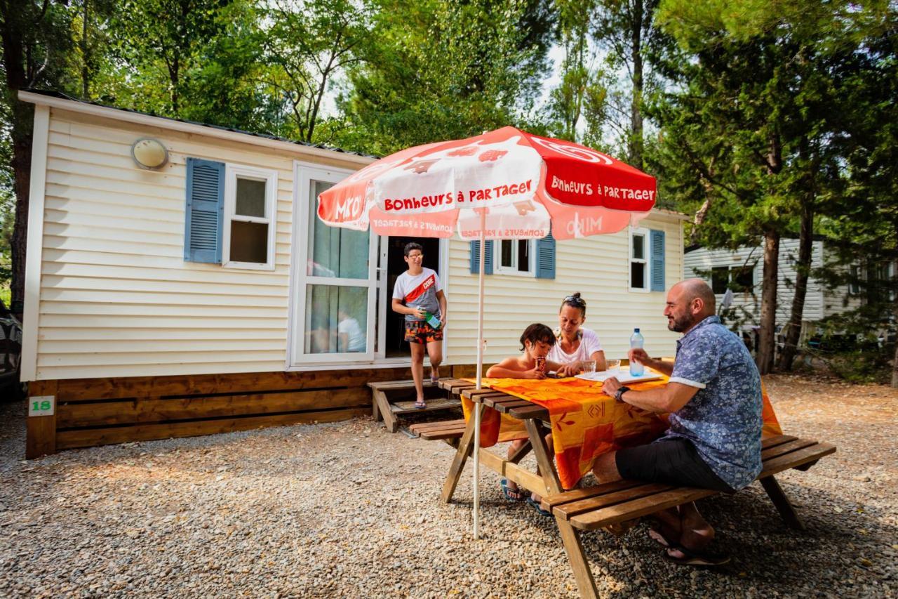 Camping la Peiriere Tuchan Bagian luar foto